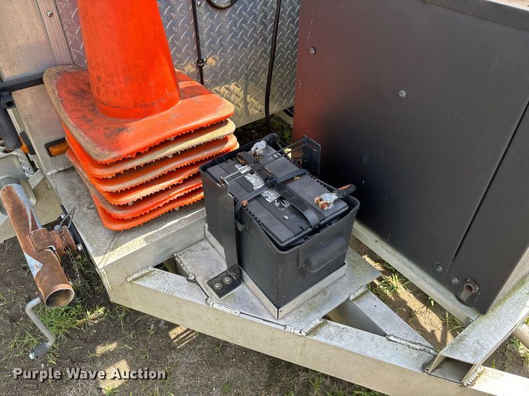 image for item EC3687 2011 Fenex fiber optic splicing trailer