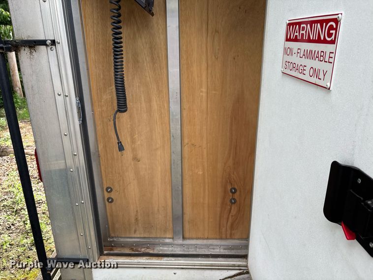 image for item EC3687 2011 Fenex fiber optic splicing trailer