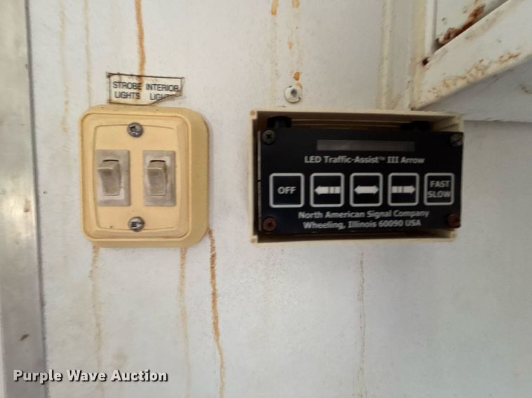 image for item EC3687 2011 Fenex fiber optic splicing trailer