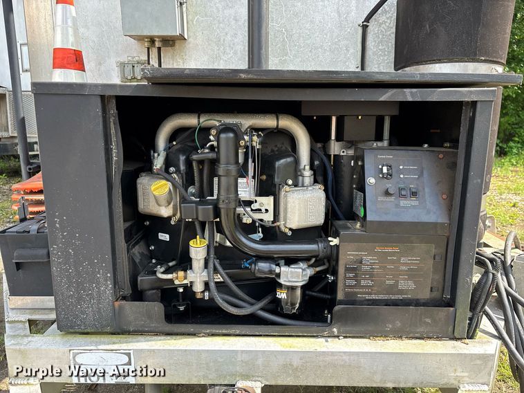 image for item EC3687 2011 Fenex fiber optic splicing trailer