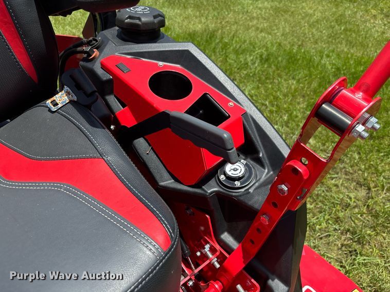 image for item EC3695 Gravely Pro-Turn 560 ZTR lawn mower