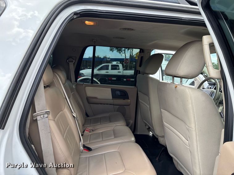 image for item EC3699 2011 Ford Expedition SUV