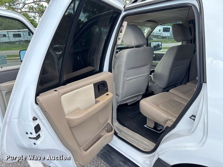 image for item EC3699 2011 Ford Expedition SUV