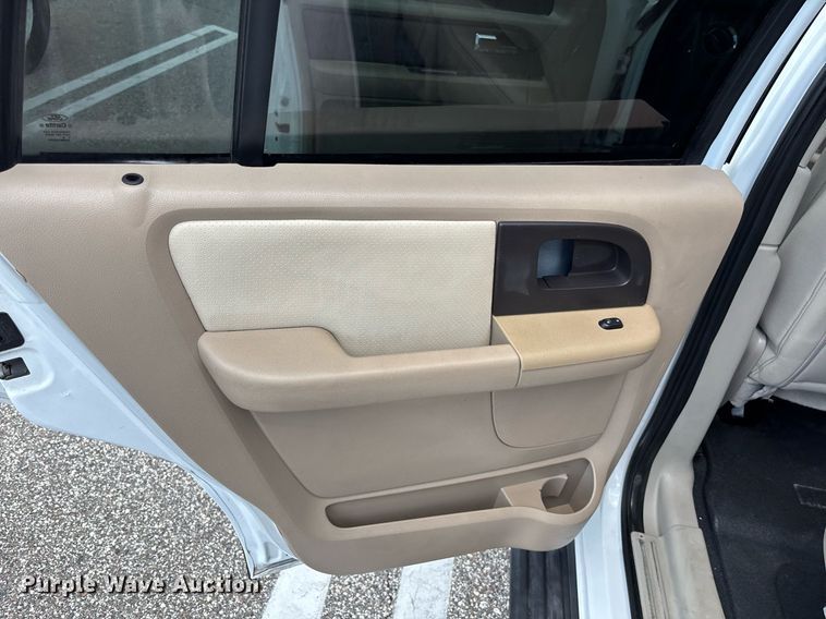 image for item EC3699 2011 Ford Expedition SUV