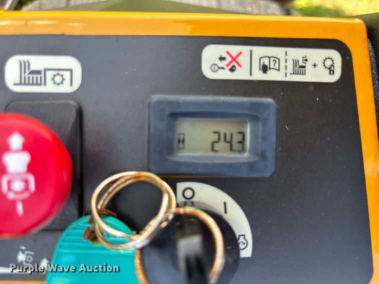 image for item EC3703 2023 Hustler Fastrak SD 941682 ZTR lawn mower