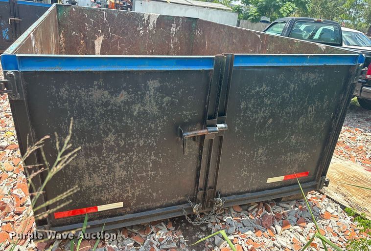 image for item EC3710 Roll-off dumpster