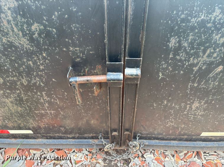 image for item EC3710 Roll-off dumpster