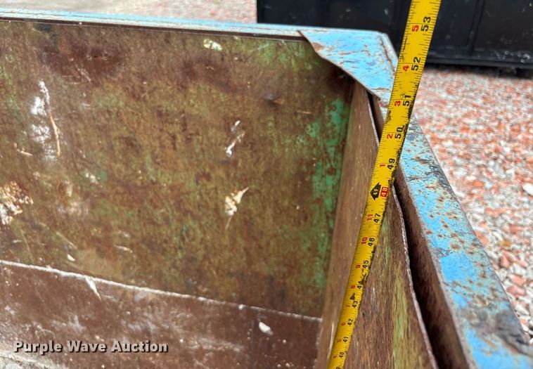 image for item EC3711 Roll-off dumpster