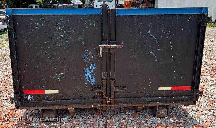 image for item EC3712 Roll-off dumpster
