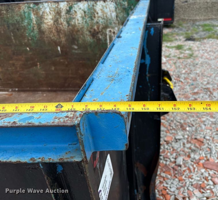 image for item EC3712 Roll-off dumpster