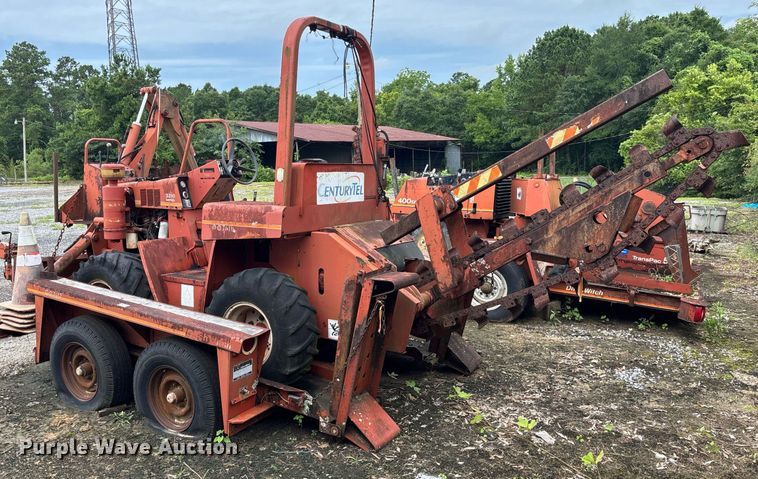 image for item EC3713 1986 Ditch Witch 3210DD trencher