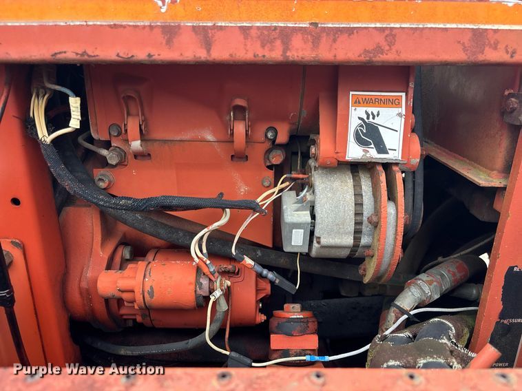 image for item EC3713 1986 Ditch Witch 3210DD trencher