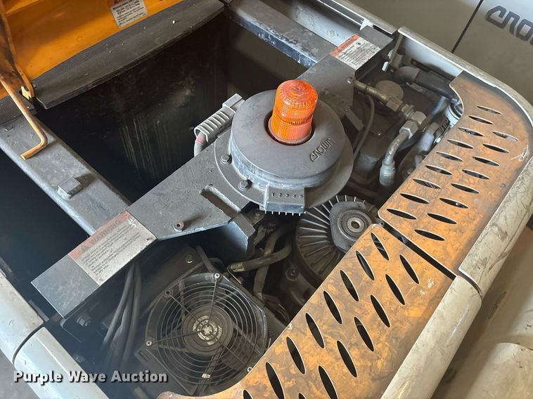 image for item EC3718 2018 Crown SP4050-30 order picker