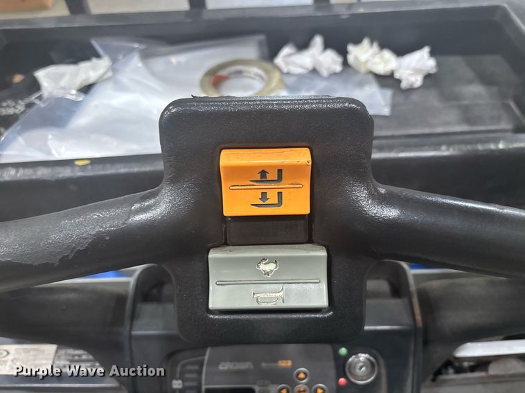 image for item EC3719 2015 Crown PE4500-60 pallet jack