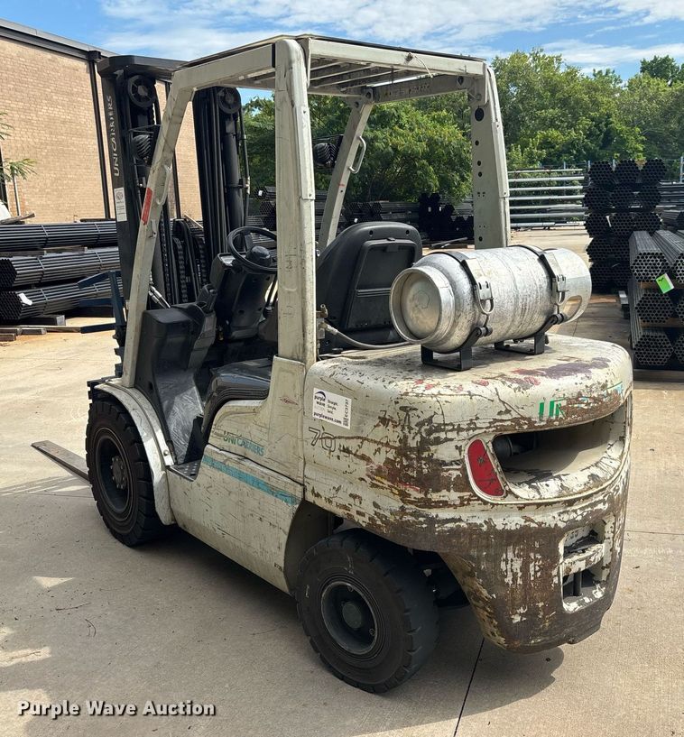 image for item EC3737 2016 UniCarriers PF70 forklift