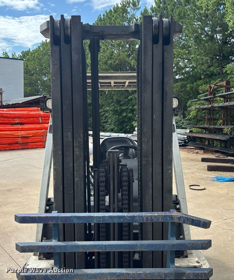 image for item EC3737 2016 UniCarriers PF70 forklift