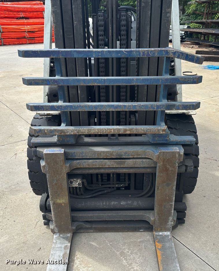 image for item EC3737 2016 UniCarriers PF70 forklift