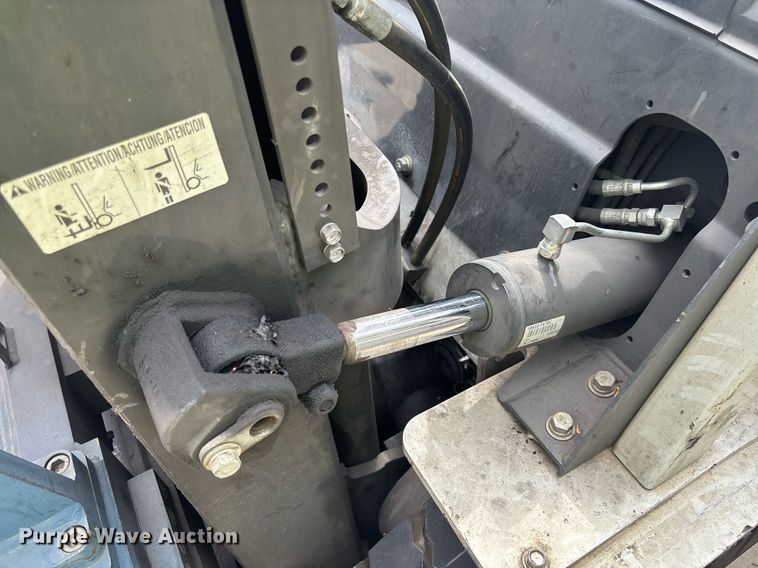 image for item EC3737 2016 UniCarriers PF70 forklift