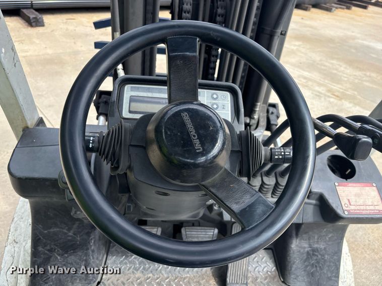 image for item EC3737 2016 UniCarriers PF70 forklift