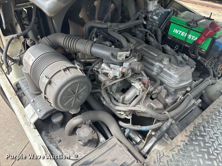 image for item EC3737 2016 UniCarriers PF70 forklift