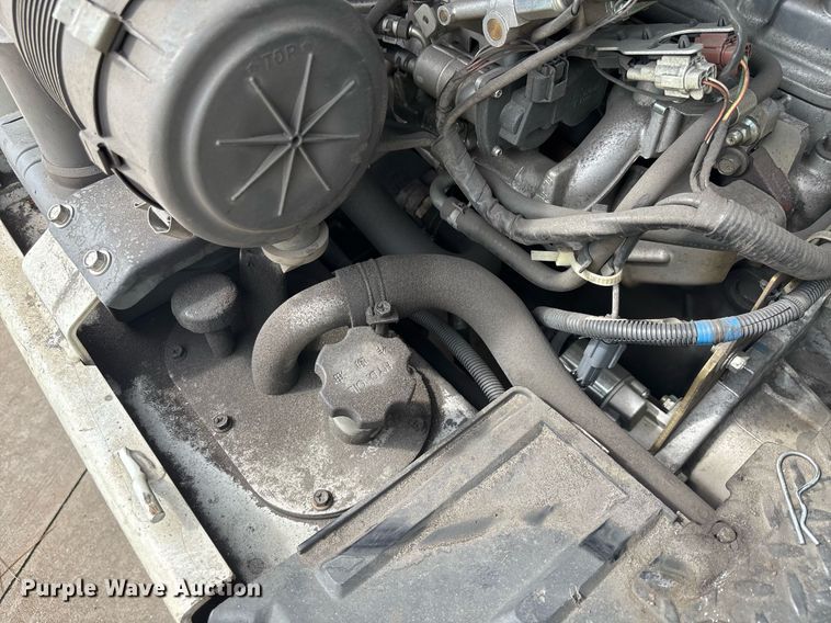 image for item EC3737 2016 UniCarriers PF70 forklift