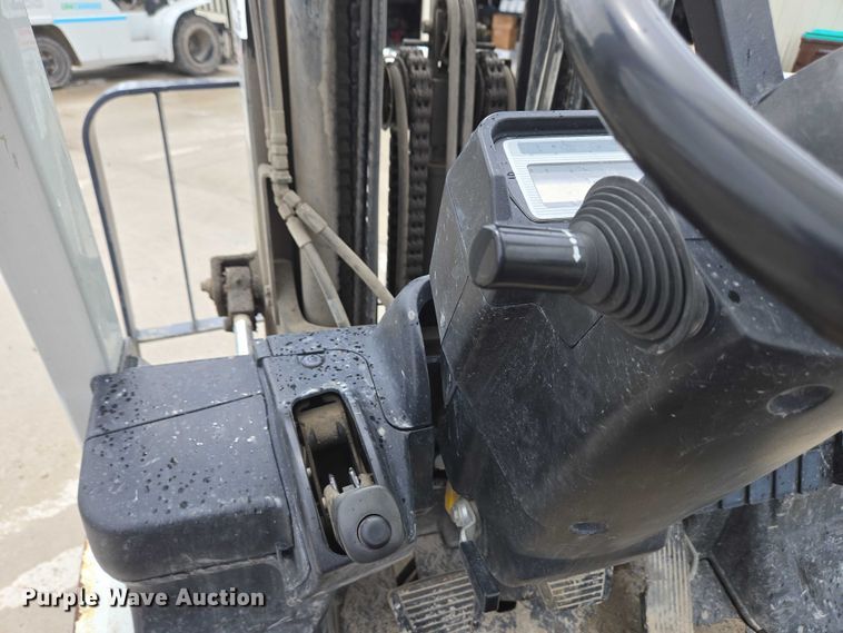 image for item EC4296 2016 UniCarriers PF60 forklift