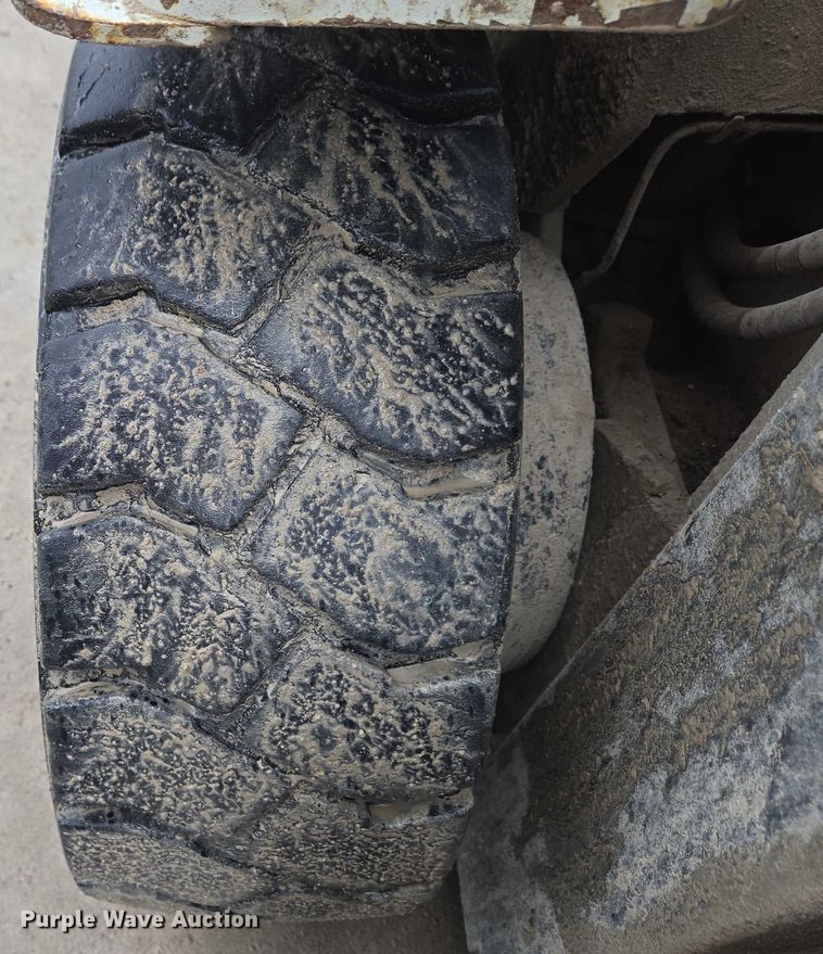 image for item EC4296 2016 UniCarriers PF60 forklift