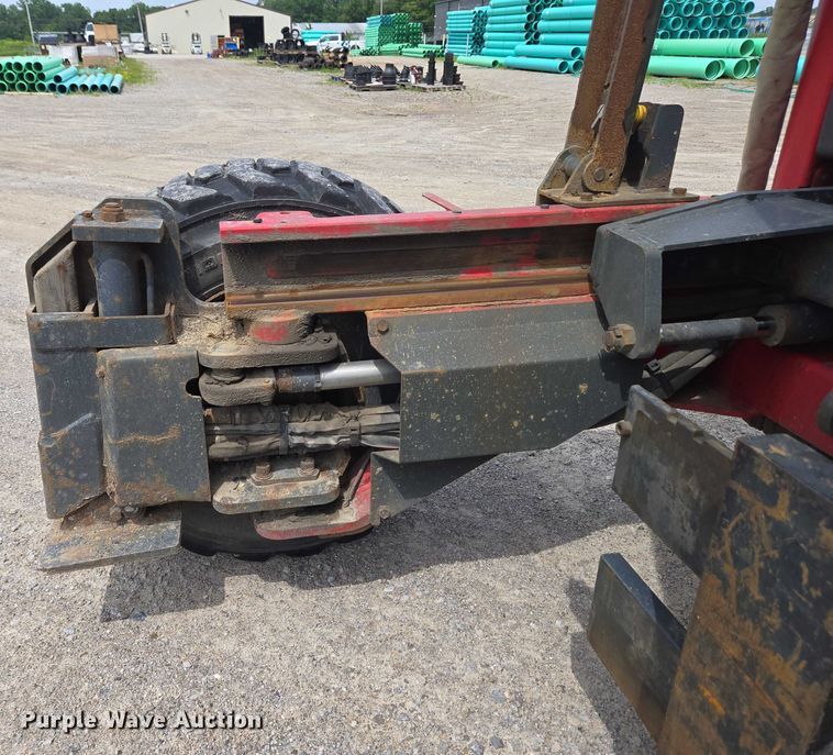 image for item EC4297 2016 Moffett M8 55.4 forklift