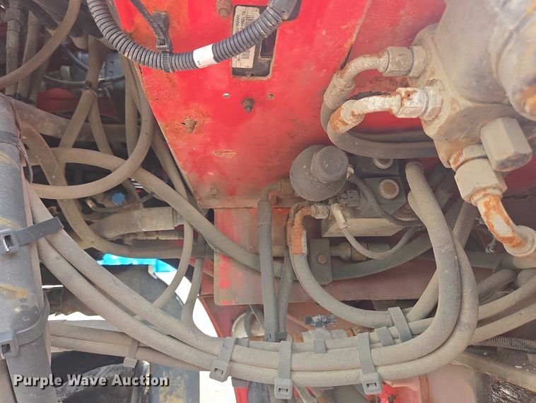 image for item EC4297 2016 Moffett M8 55.4 forklift