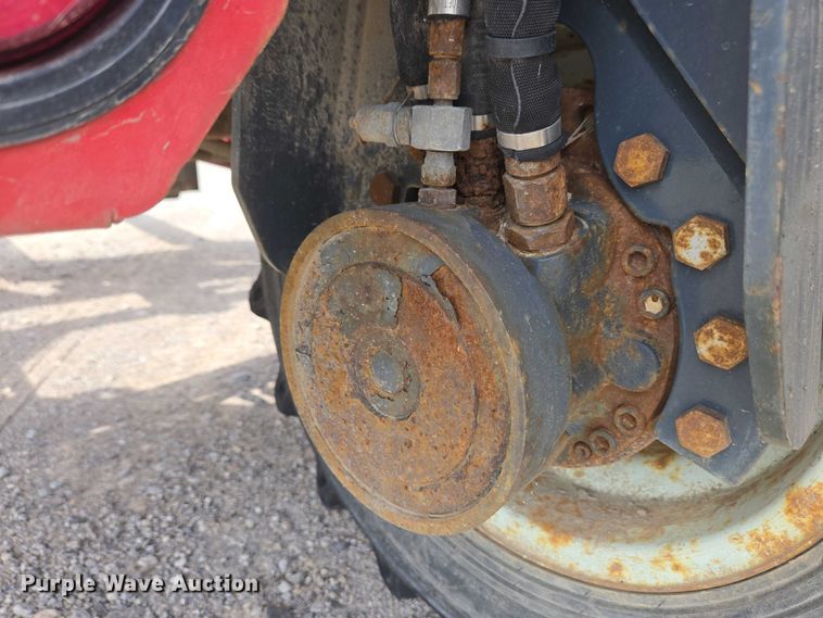 image for item EC4297 2016 Moffett M8 55.4 forklift