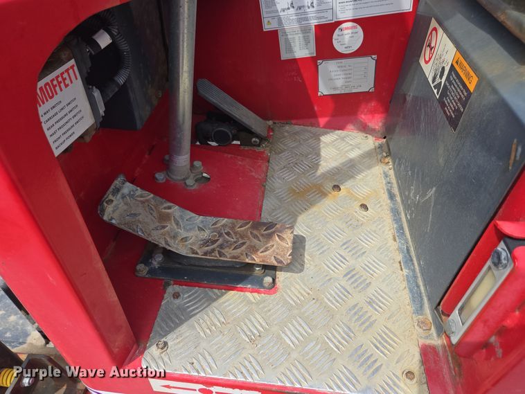 image for item EC4297 2016 Moffett M8 55.4 forklift