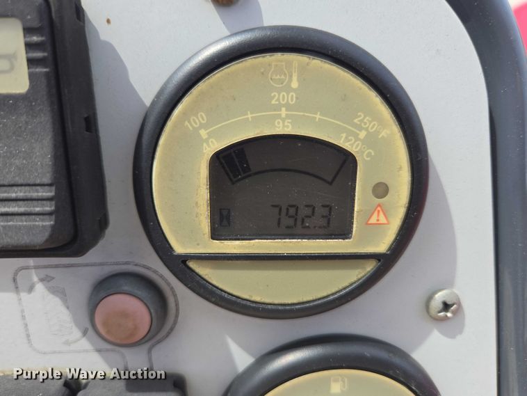 image for item EC4297 2016 Moffett M8 55.4 forklift