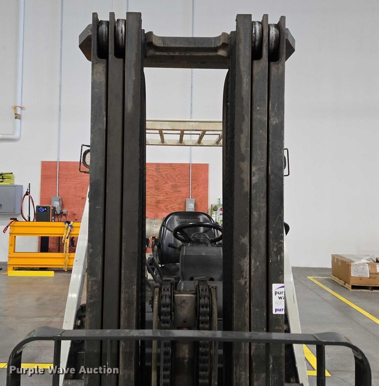 image for item EC4298 2015 Nissan PF30LP forklift