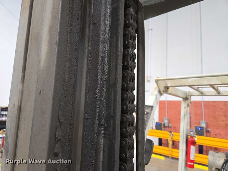 image for item EC4298 2015 Nissan PF30LP forklift