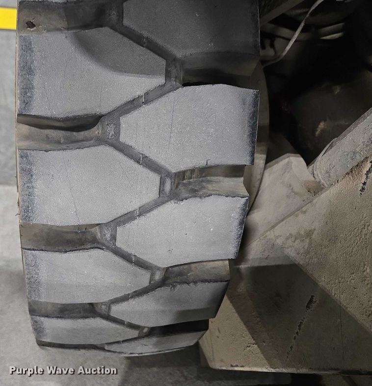 image for item EC4298 2015 Nissan PF30LP forklift