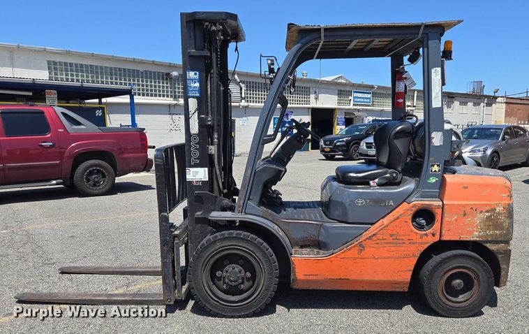 image for item EC4307 2019 Toyota 8FGU30 forklift