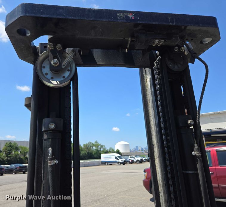 image for item EC4307 2019 Toyota 8FGU30 forklift