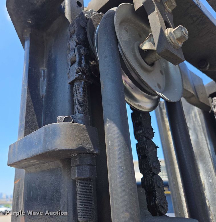 image for item EC4307 2019 Toyota 8FGU30 forklift