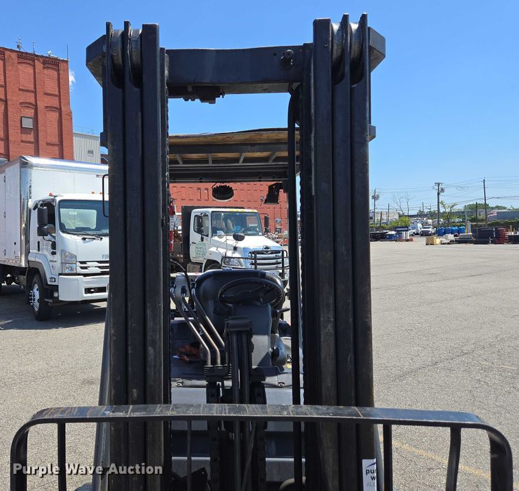 image for item EC4307 2019 Toyota 8FGU30 forklift
