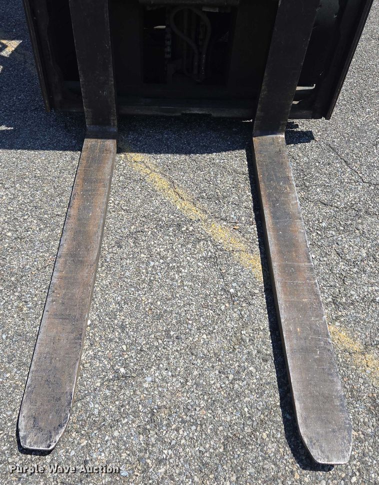 image for item EC4307 2019 Toyota 8FGU30 forklift