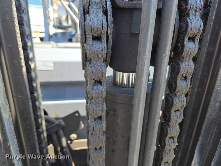 image for item EC4307 2019 Toyota 8FGU30 forklift