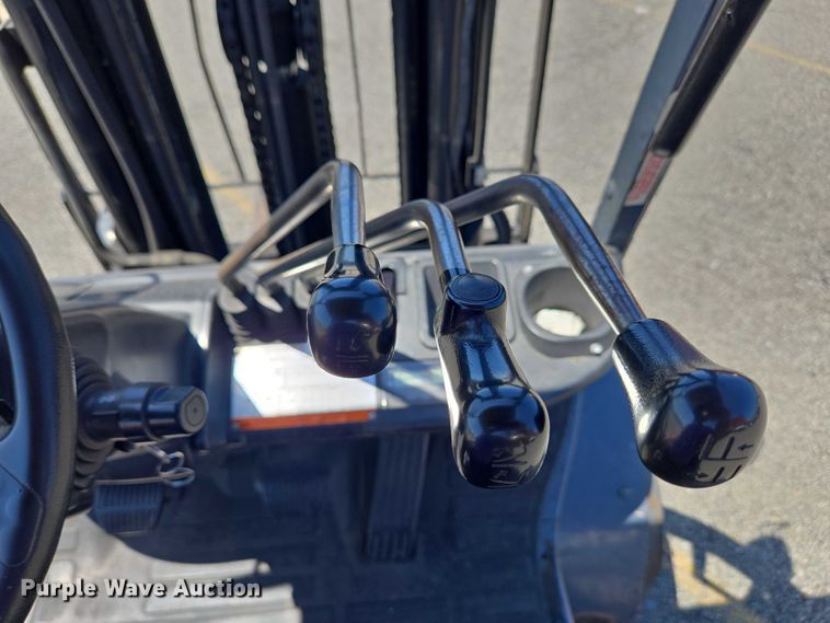 image for item EC4307 2019 Toyota 8FGU30 forklift