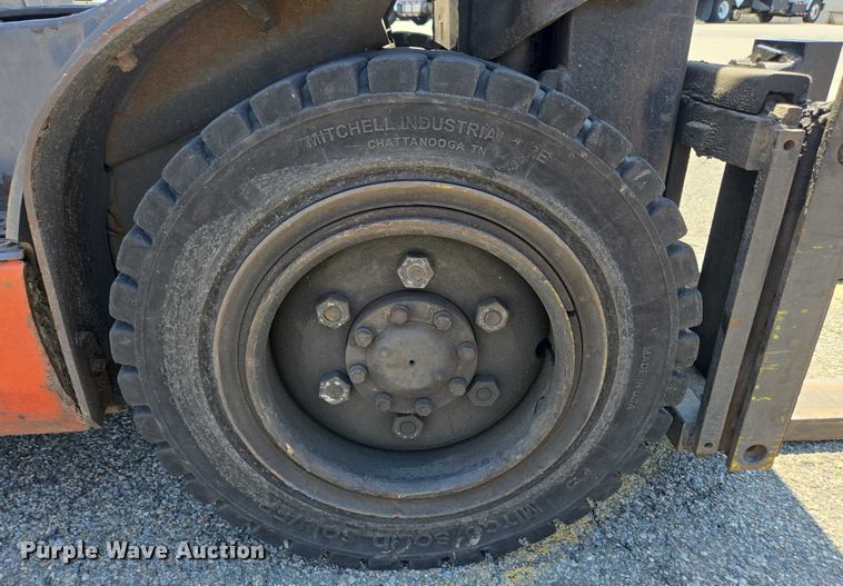 image for item EC4307 2019 Toyota 8FGU30 forklift