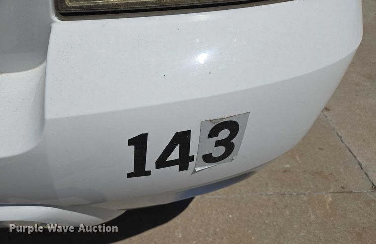 image for item ED2017 2007 Chevrolet Avalanche pickup truck