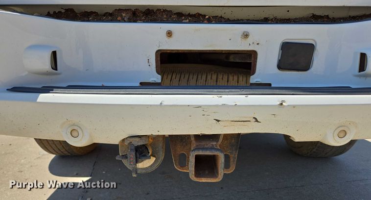 image for item ED2017 2007 Chevrolet Avalanche pickup truck