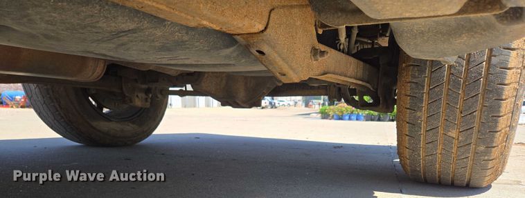 image for item ED2017 2007 Chevrolet Avalanche pickup truck