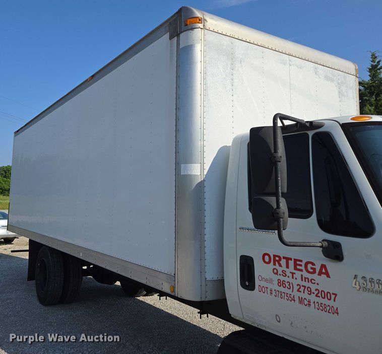 image for item ED2050 2007 International 4300 box truck