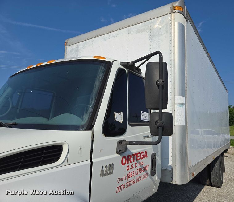 image for item ED2050 2007 International 4300 box truck