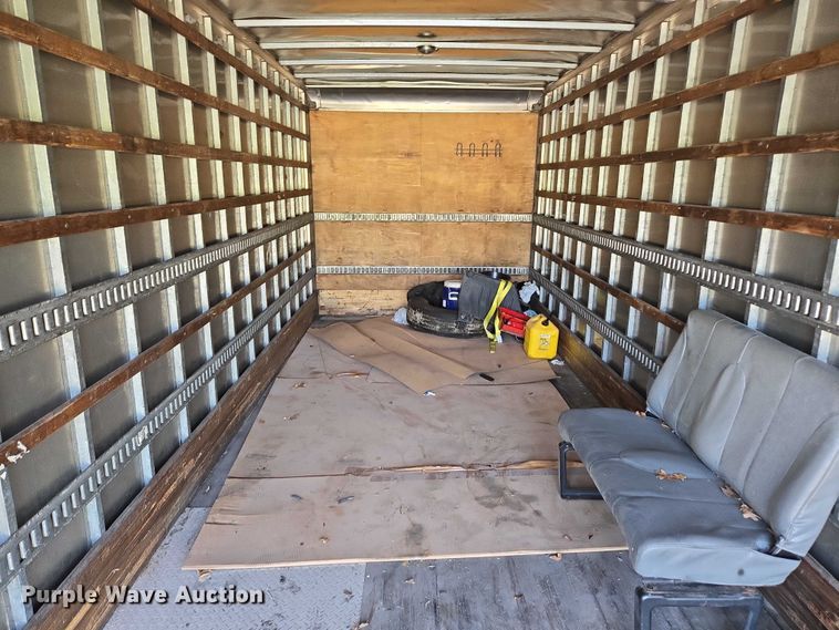 image for item ED2050 2007 International 4300 box truck