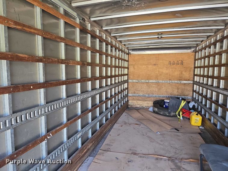 image for item ED2050 2007 International 4300 box truck